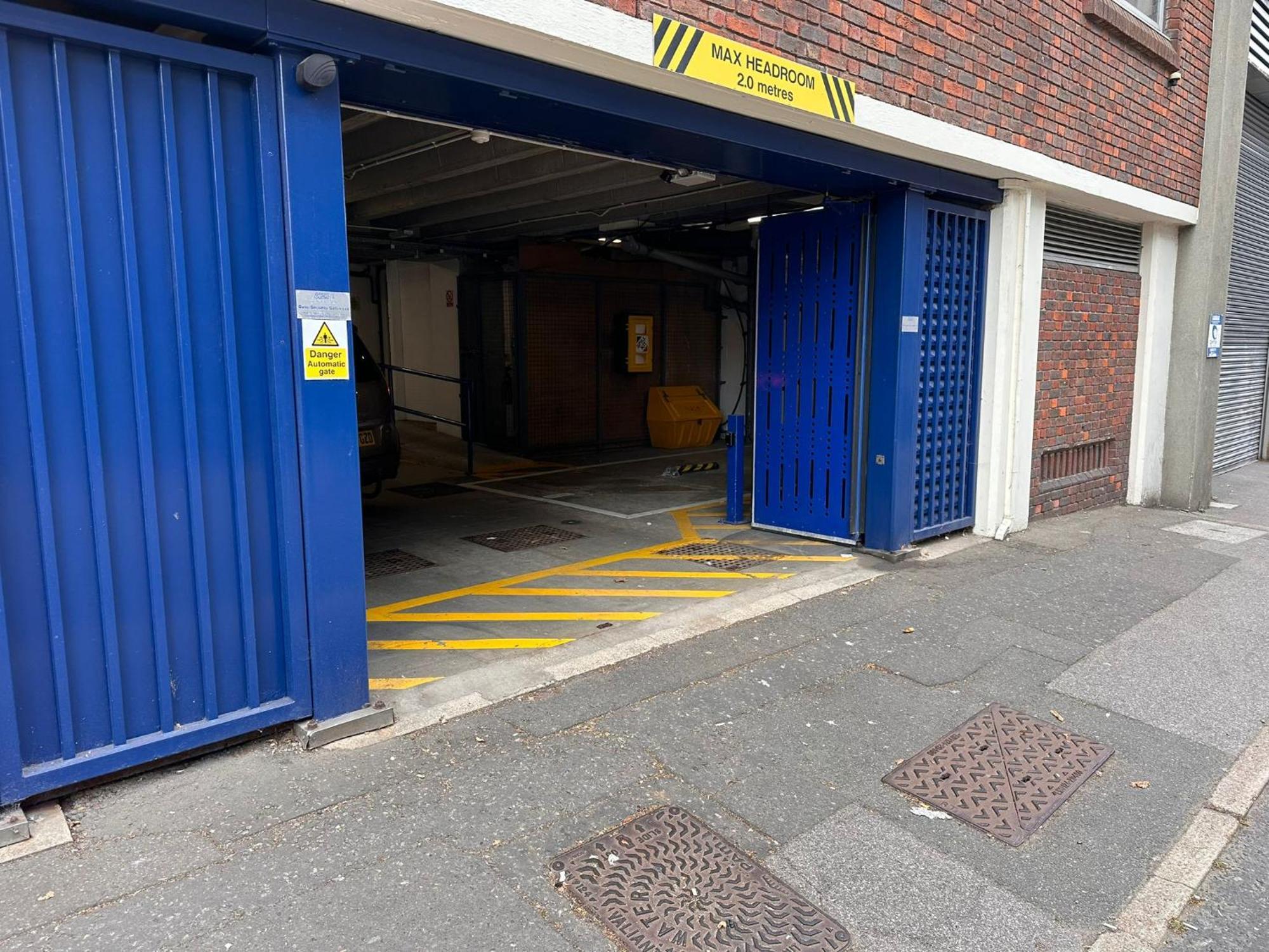 North Laine Sunny Cottage - Parking Available برايتون المظهر الخارجي الصورة