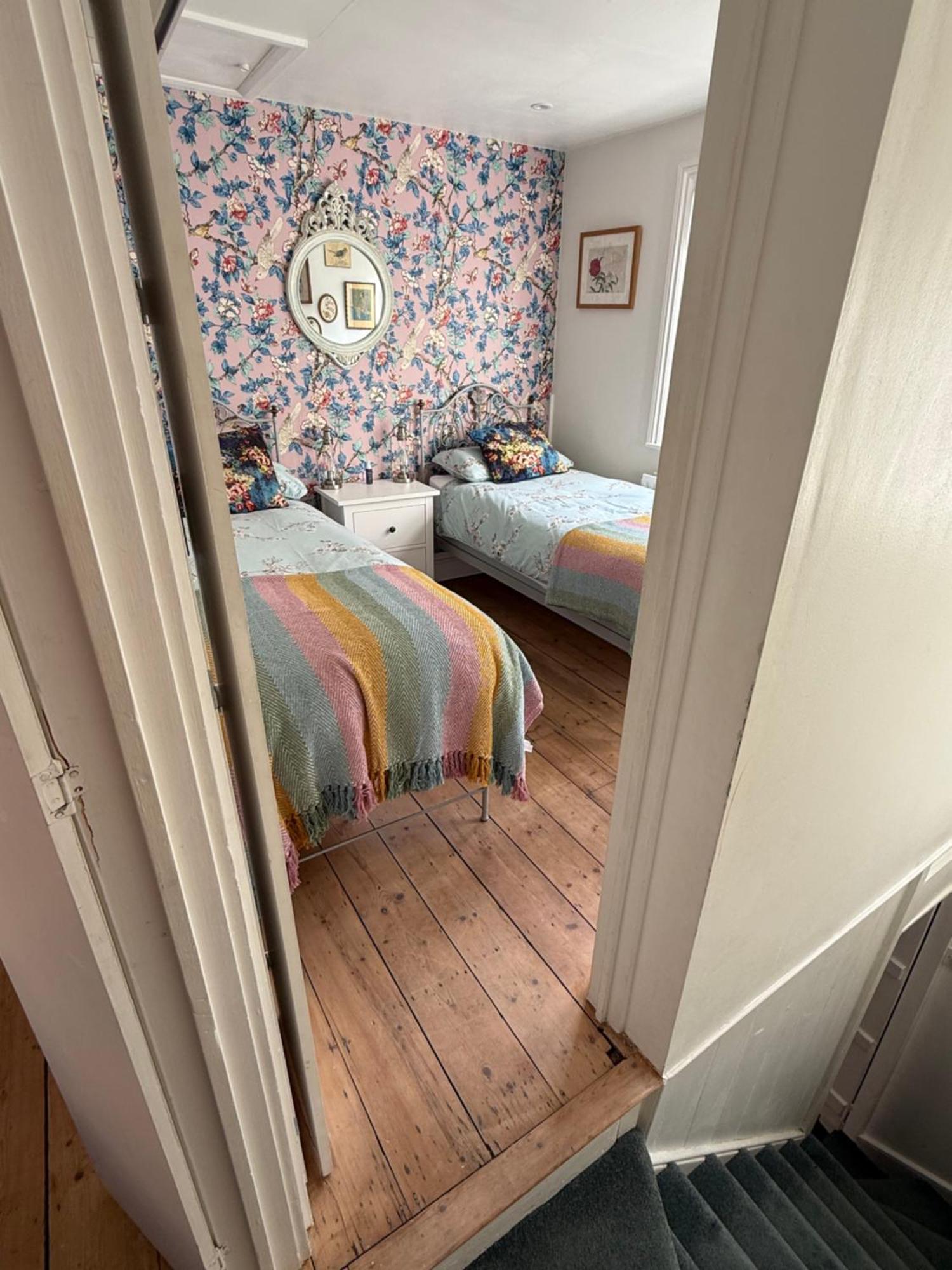 North Laine Sunny Cottage - Parking Available برايتون المظهر الخارجي الصورة